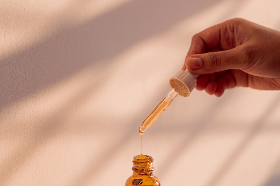 Serum de cosmética con calidad de estudio profesional, listo para e-commerce.